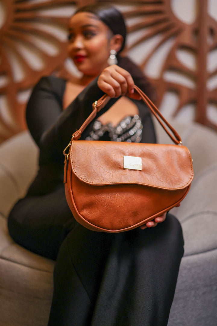 Denri Montana Sling Bag | Vegan Leather Saddle Bag – Women’s Curved Crossbody Handbag with Adjustable Strap