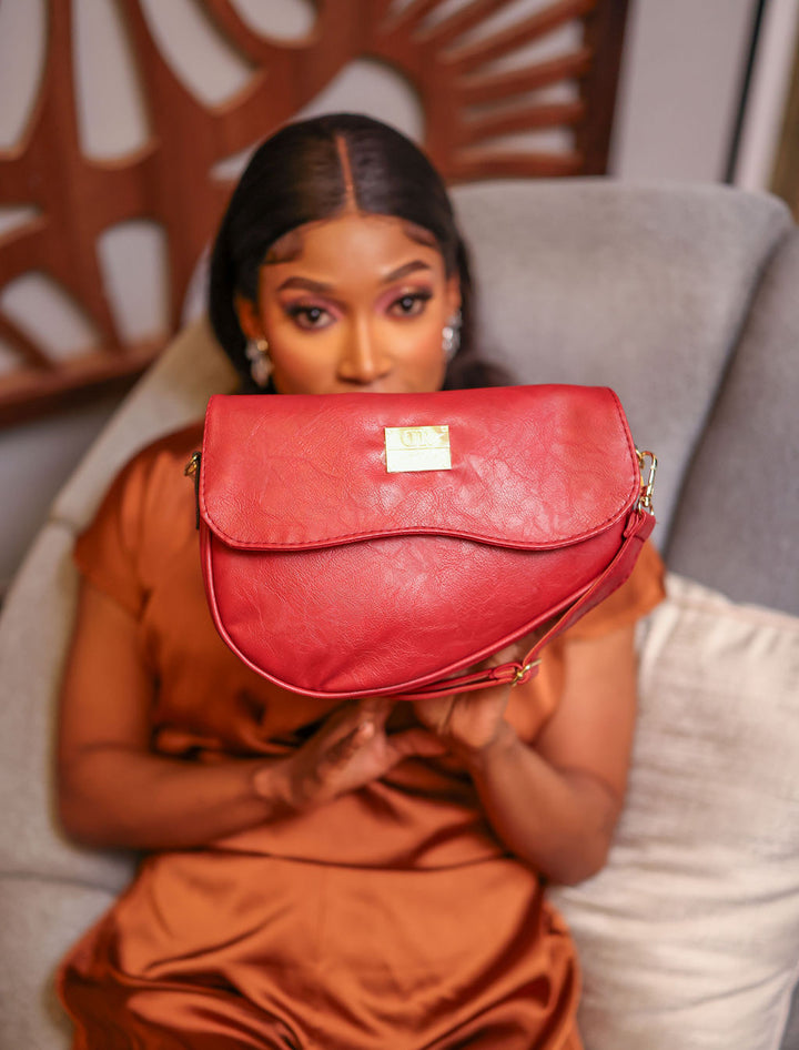 Denri Montana Sling Bag | Vegan Leather Saddle Bag – Women’s Curved Crossbody Handbag with Adjustable Strap