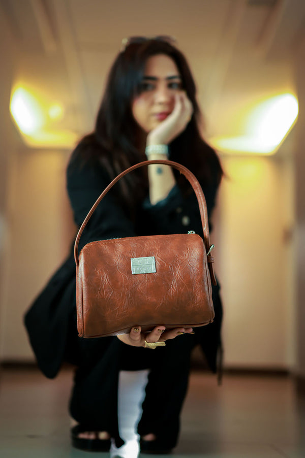 Denri Mandy Handbag | Vegan Leather, 4 Interior Compartments, Adjustable Handle