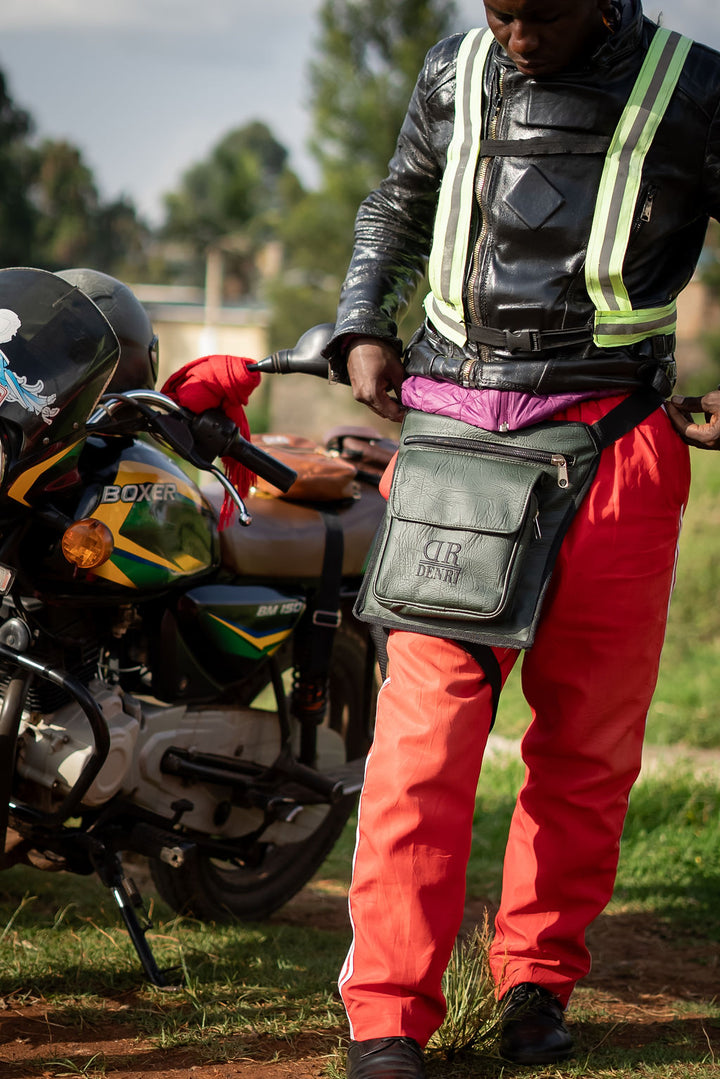 Chase Thigh Bag