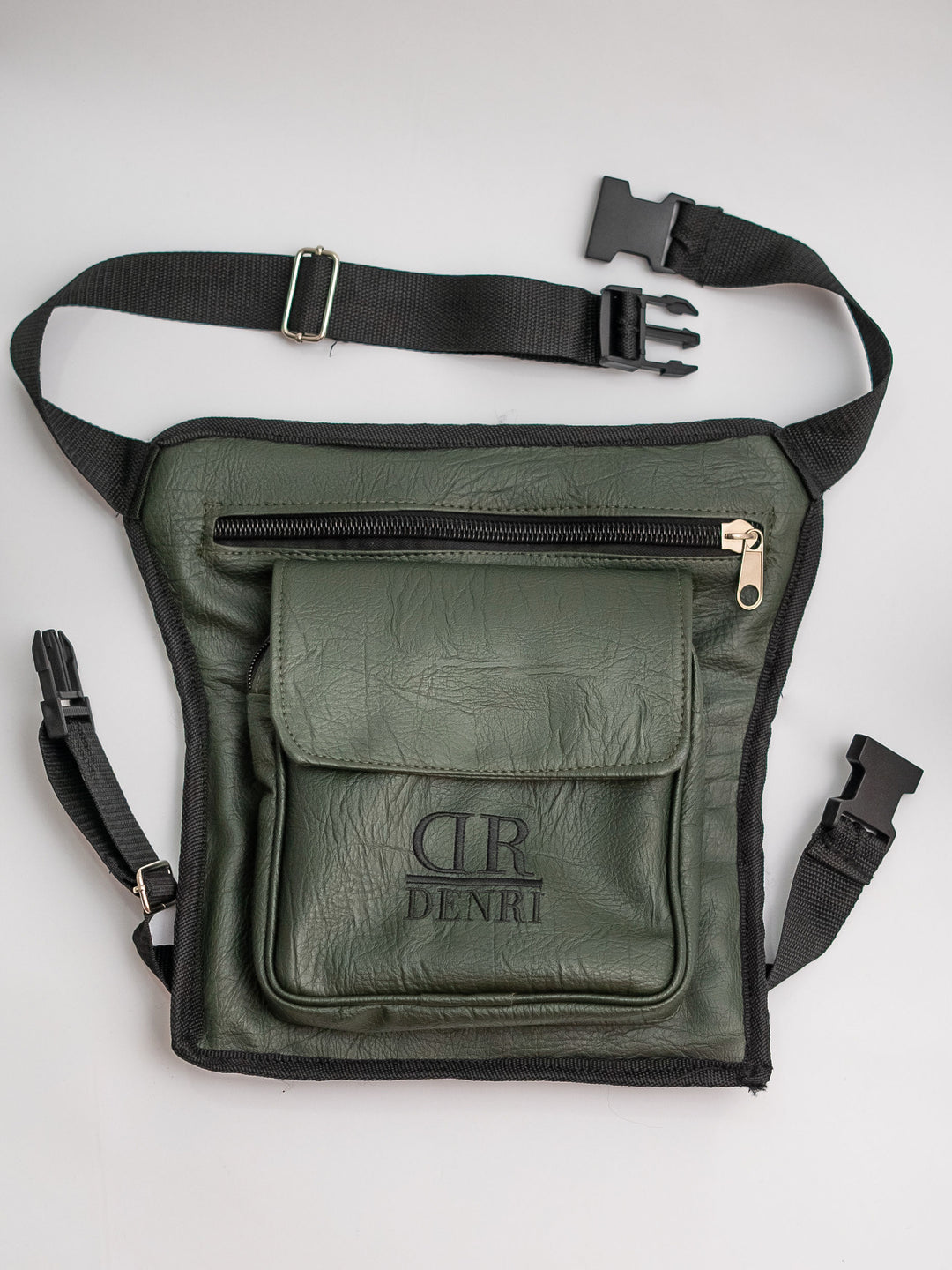 Chase Thigh Bag