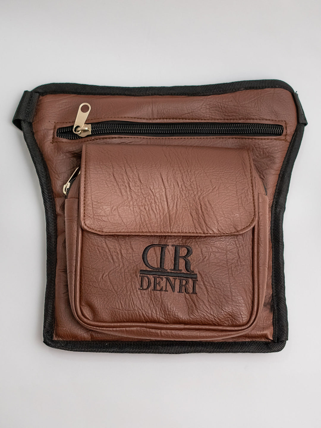 Chase Thigh Bag