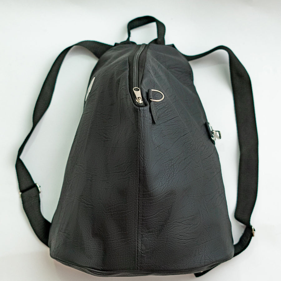 Denri Splash Backpack | Waterproof, Durable, Padded Sleeve & Anti-Theft Zipper
