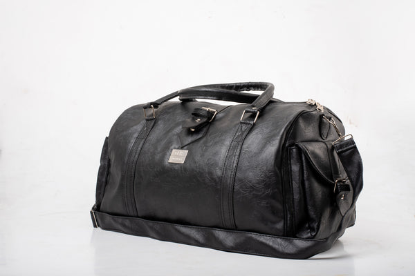Denri Travolta | Travel Duffel Bag | Weather-resistant, Detachable strap & lockable zippers