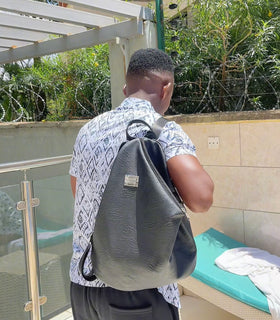 Denri Splash Backpack | Waterproof, Durable, Padded Sleeve & Anti-Theft Zipper