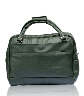 Denri Africa's green Voyage Travel Bag. Large capacity travel bag, durable vegan leather finish, travel-ready duffle.